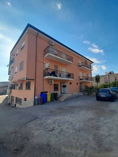 Appartamento trilocale in vendita in Viale Magna Grecia, Fortuna Corvo, Catanzaro