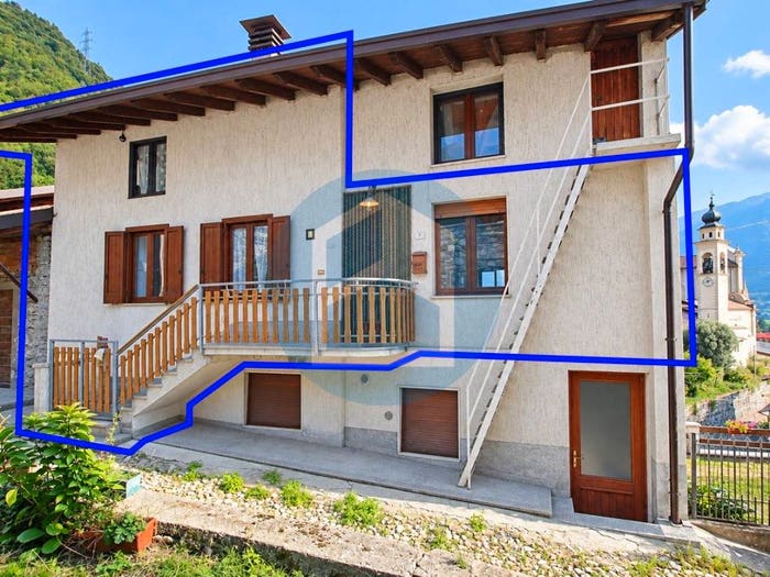Appartamento con 5 locali in vendita in Via XXV Aprile Losine BS, Centro, Losine