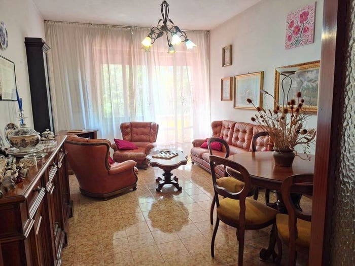 Appartamento con 6 locali in vendita in Perticata Bonascola Nazzano, Carrara