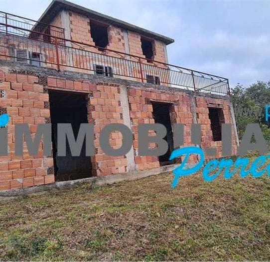 Casa con 6 locali in vendita in Viale Guglielmo Ii, Capitello, Ispani