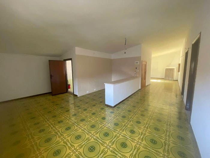 Appartamento trilocale in vendita in Viale Veneto, Centro, Lesina