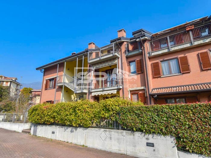 Appartamento bilocale in vendita in Via Leonardo da Vinci, Centro, Condove