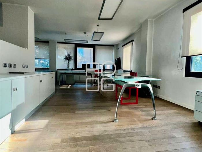 Appartamento con 5 locali in vendita in Via Pasubio, Centro Storico, Desenzano del Garda