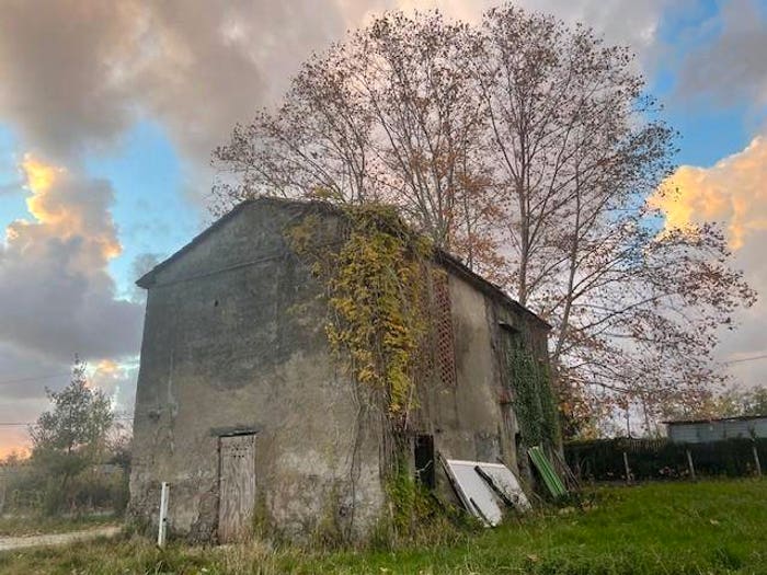 Casa con 6 locali in vendita in Via S Cristoforo, Cinque Vie, Massa