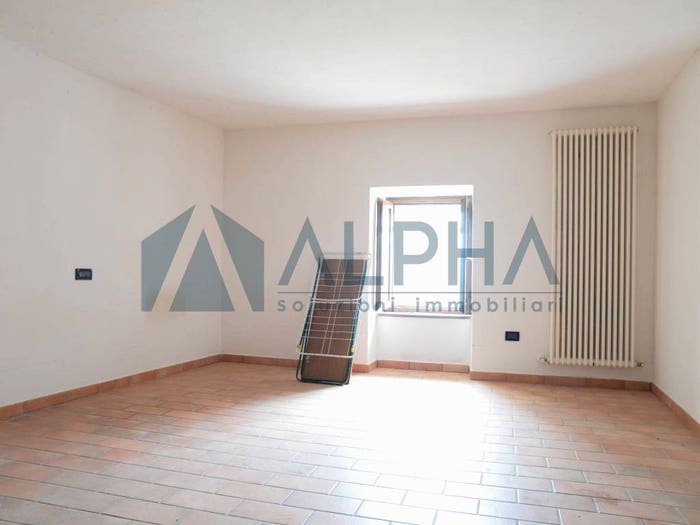 Casa quadrilocale in vendita in Via Monte Sasso, Mercato Saraceno