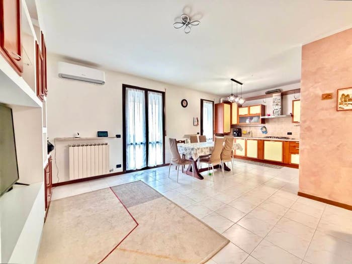 Appartamento con 5 locali in vendita in Centro, Bovolone