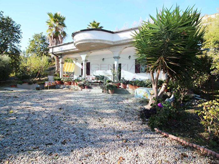Casa con 5 locali in vendita in Centro, Tortoreto