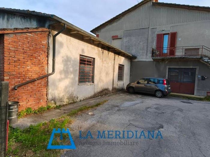 Appartamento con 5 locali in vendita in Centro, Lamporecchio