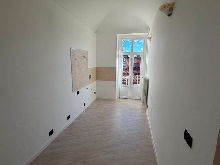 Appartamento trilocale in vendita in Via Monginevro, San Paolo, Torino