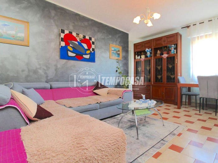 Appartamento con 5 locali in vendita in Via Ottavio Rovere, Centro, Garessio