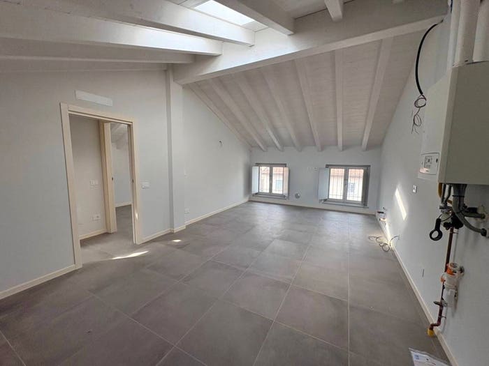 Appartamento bilocale in vendita in Via Cesare Battisti, Centro, Montichiari
