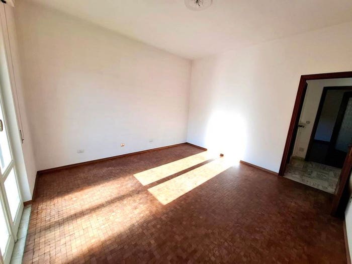 Appartamento con 5 locali in vendita in Centro, Cicagna