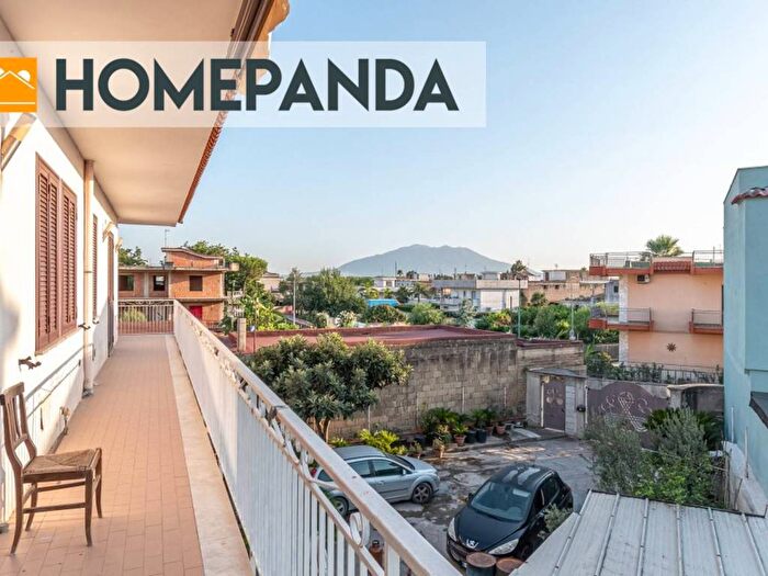 Casa quadrilocale in vendita in Via Madonnella, Centro, Camposano