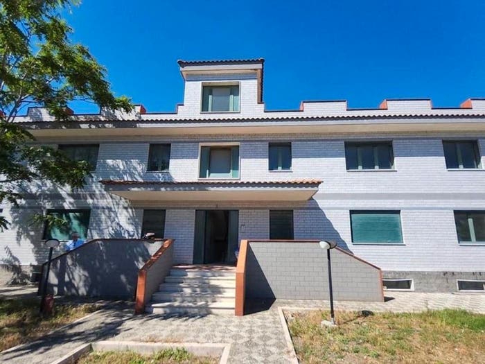 Appartamento con 6 locali in vendita in Strada Statale KM, Via Napoli, Foggia