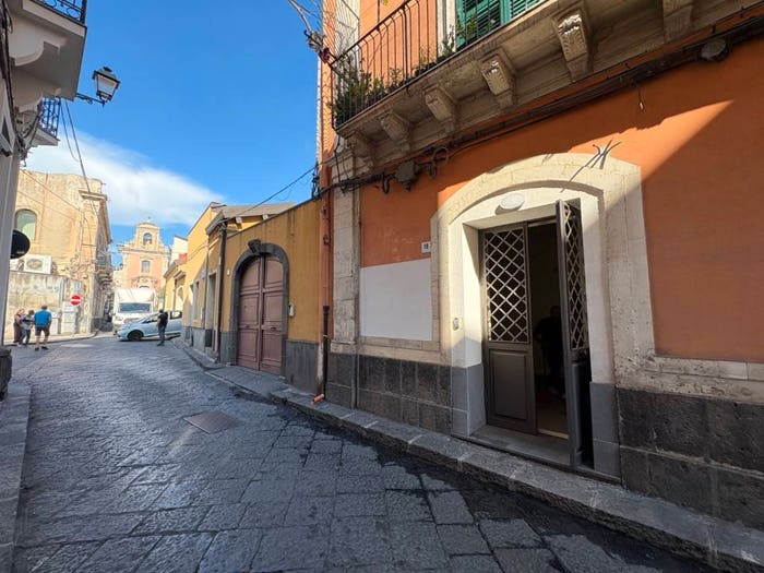 Appartamento bilocale in vendita in Via S Francesco di Paola, Centro Storico, Acireale