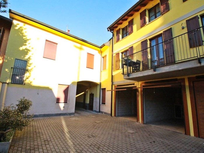 Appartamento quadrilocale in vendita in VIA ALESSANDRO MANZONI, Centro, Concorezzo