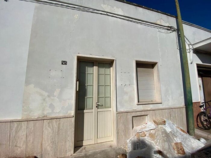 Appartamento quadrilocale in vendita in Via Case Nuove, Manduria
