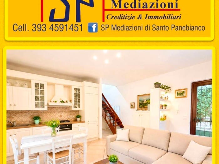 Casa quadrilocale in vendita in Via San Francesco d'Assisi, Riposto