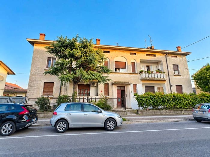 Appartamento trilocale in vendita in Via Trieste, Centro, Albaredo d'Adige