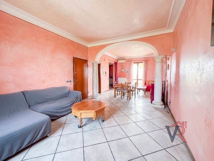 Appartamento trilocale in vendita in Via IV Novembre, Centro, Lograto