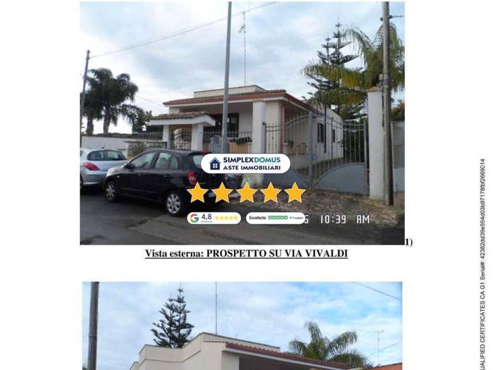Appartamento con 6 locali in vendita in Via U Vivaldi, Villaggi, Lecce