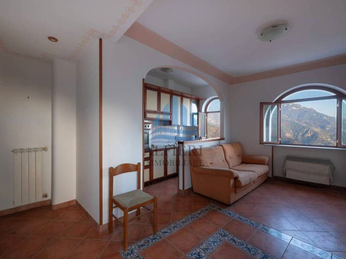 Appartamento trilocale in vendita in Via Traglio, Centro, Ravello