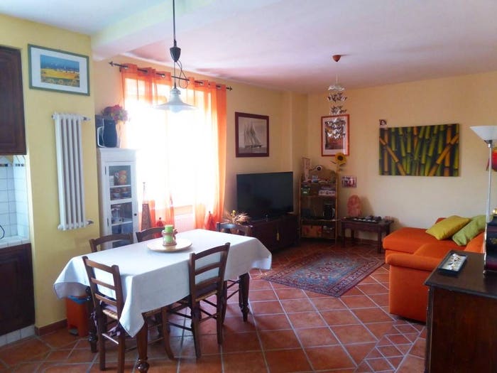 Appartamento trilocale in vendita in Via di Popogna, Scopaia, Livorno
