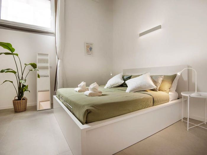 Appartamento trilocale in vendita in Via Parmigianino, De Angeli, Milano