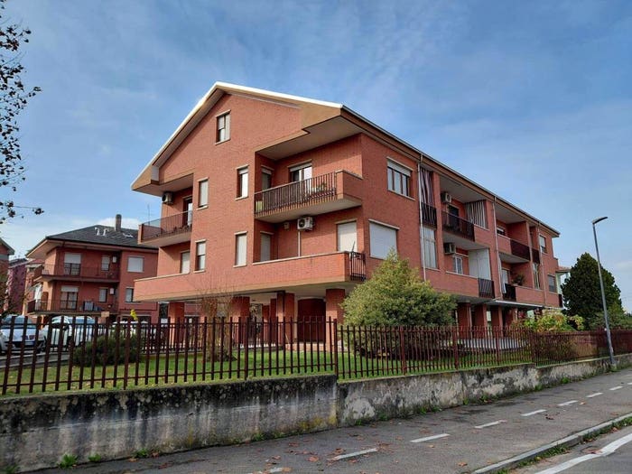 Appartamento quadrilocale in vendita in Strada Santo Spirito, Corso Alba Variglie, Asti