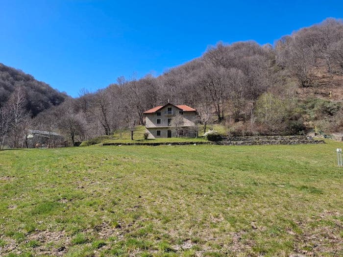 Casa con 5 locali in vendita in Via Due Riviere, Gignese
