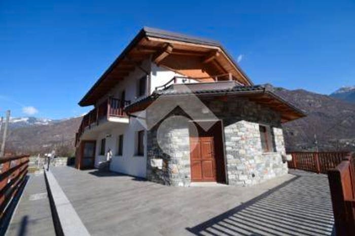 Appartamento trilocale in vendita in Fraz Branchet, Lassolaz, Pontey