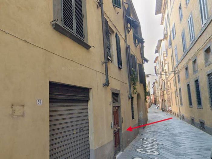 Appartamento con 6 locali in vendita in Via S Giorgio, Piazza Napoleone San Michele, Lucca