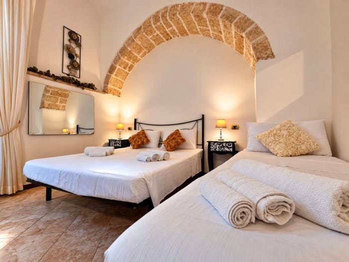 Appartamento con 5 locali in vendita in Vico Coronelle, Centro, Galatone