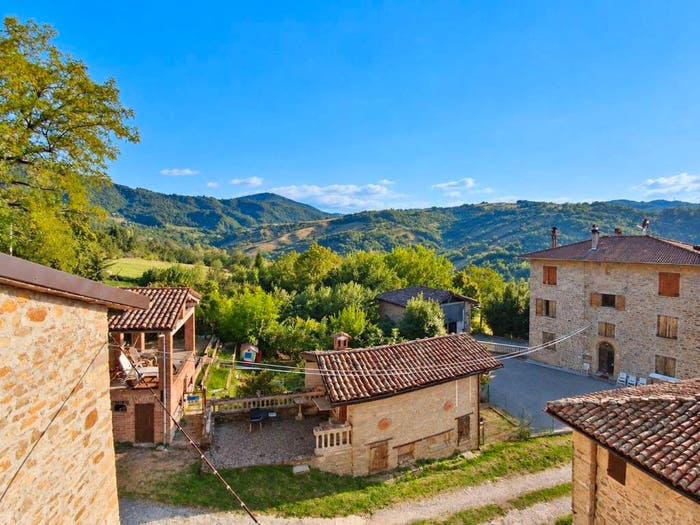 Casa con 5 locali in vendita in Monte San Pietro