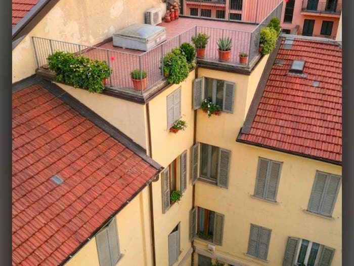 Casa quadrilocale in vendita in Viale Coni Zugna, Solari, Milano