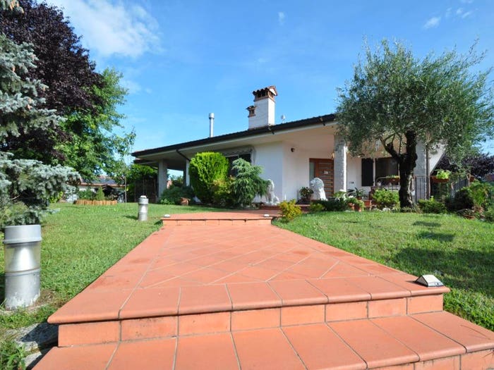 Casa con 6 locali in vendita in Via Eroi di Basovizza, Centro, Savogna d'Isonzo