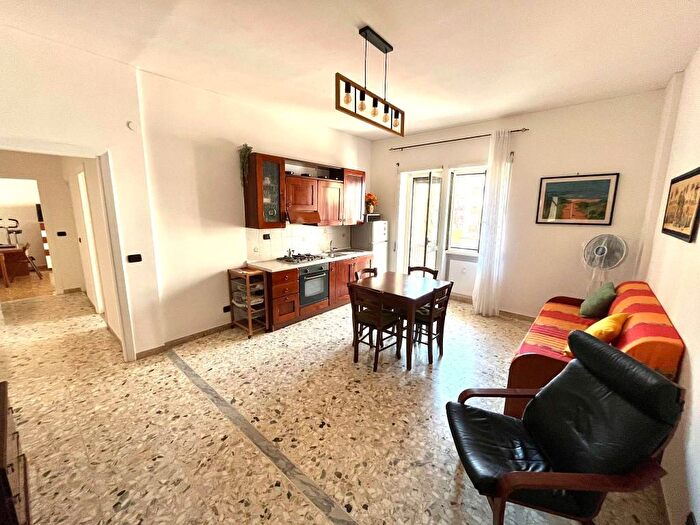 Appartamento trilocale in vendita in Via Gaetano Astolfi, Portuense, Roma