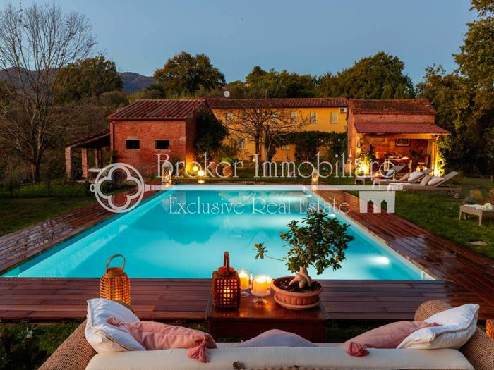 Casa con 6 locali in vendita in Via delle Ville Prima, San Marco Acquacalda, Lucca