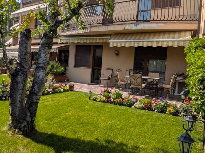 Casa con 5 locali in vendita in Via Ascanio Sobrero, Corso Langhe Moretta Corso Cortemilia, Alba
