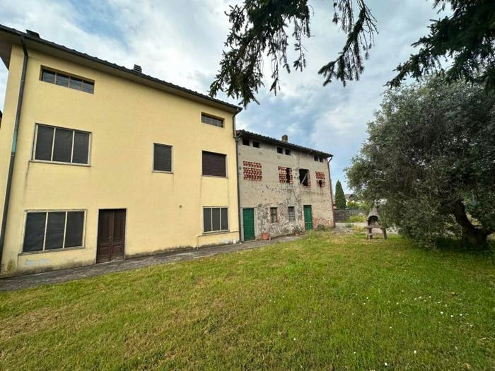 Casa con 6 locali in vendita in Lammari Lunata, Capannori