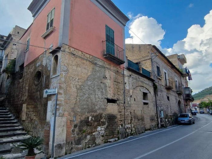 Appartamento trilocale in vendita in Via Ponte Carolino, Centro, Maddaloni