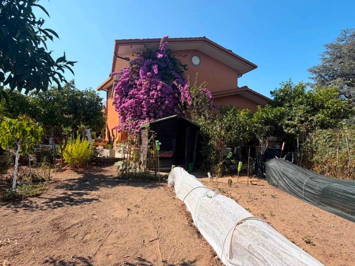 Casa con 6 locali in vendita in Via Ruggero Leoncavallo, Zona Valcanneto Ceri Borgo San Martino, Cerveteri