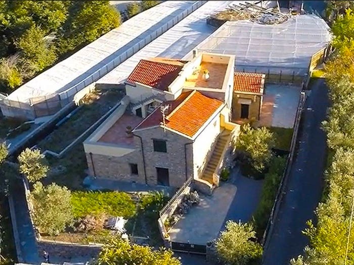 Appartamento trilocale in vendita in regione Ca di Campo, Albenga