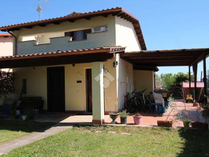 Casa quadrilocale in vendita in Strada morlupo capena, Morlupo