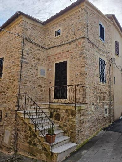 Appartamento con 6 locali in vendita in Montiano, Magliano in Toscana