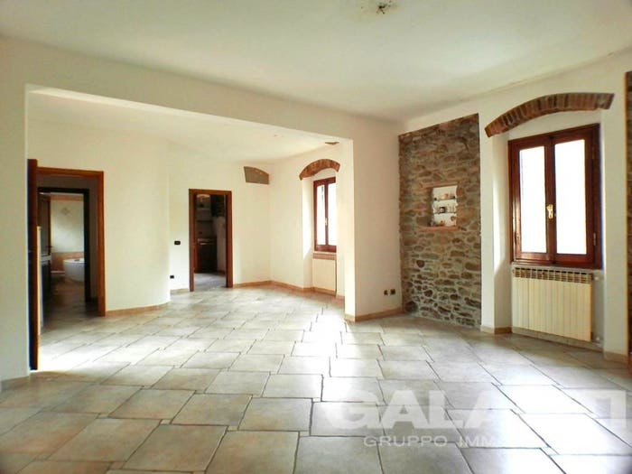 Appartamento con 5 locali in vendita in Casini, Rufina