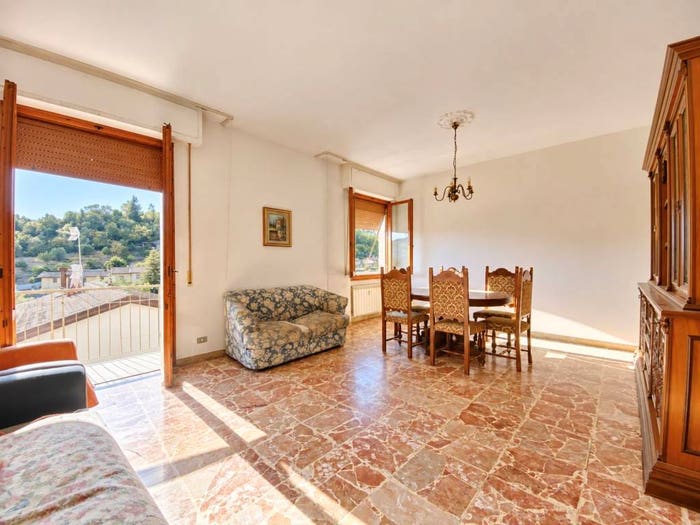 Appartamento con 6 locali in vendita in Via del Risorgimento, Sieci, Pontassieve