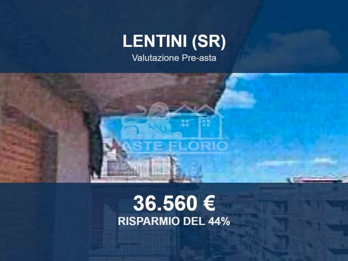 Appartamento con 6 locali in vendita in Via Eschilo, Lentini