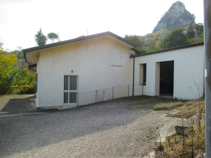 Casa trilocale in vendita in Via Pantanelle, Campoli del Monte Taburno