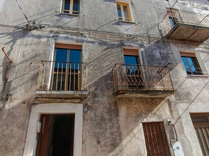 Appartamento quadrilocale in vendita in Via Carlo Alberto, Centro, Lauria